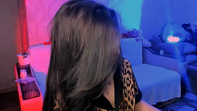 Snapshot of Swee_Alicee chatting on February 2026 07:19:02 PM Swee Alicee online show from February 2026 07:19:02 PM