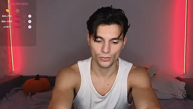 Snapshot of denlover1 chatting on November 2025 01:19:01 AM denlover1 online show from November 2025 01:19:01 AM