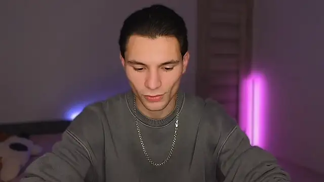 Snapshot of denlover1 chatting on January 2026 05:46:02 AM denlover1 online show from January 2026 05:46:02 AM