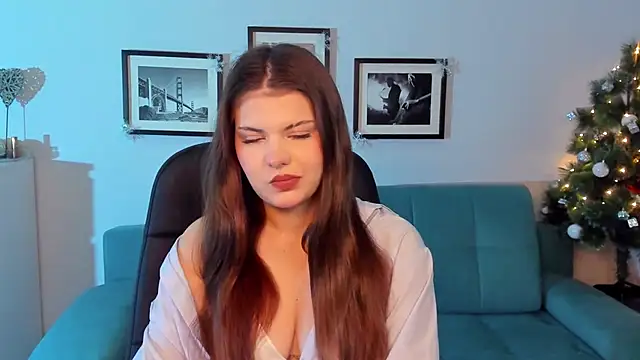 AdeliaKiss online show from January 2025 05:16:02 PM