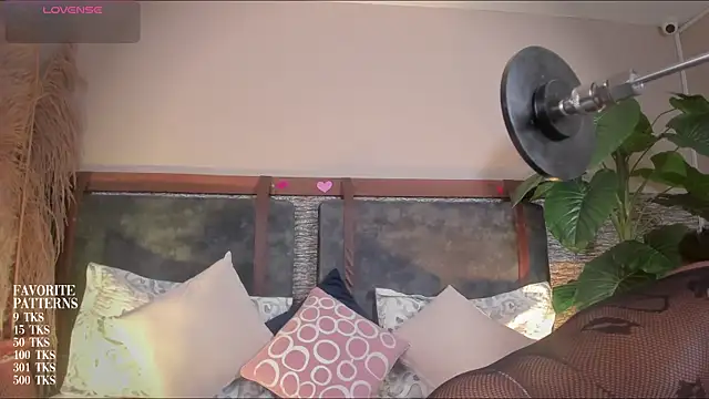 zoe 23  online show from May 2026 10:42:02 AM