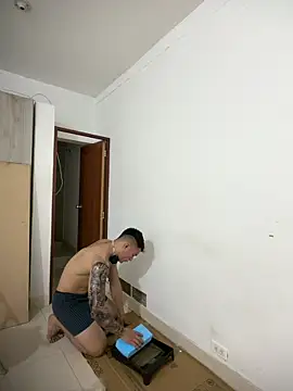 Snapshot of _EUFRATES_ chatting on April 2026 03:38:01 AM EUFRATES online show from April 2026 03:38:01 AM