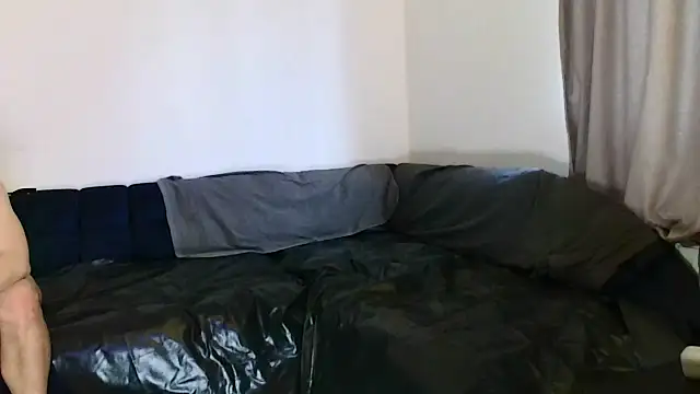 Snapshot of manforhotfun chatting on January 2026 01:26:01 PM manforhotfun online show from January 2026 01:26:01 PM