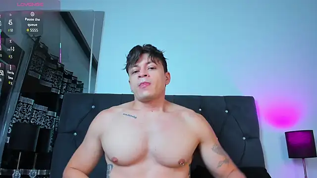Angel Cuervo online show from May 2026 12:46:02 PM