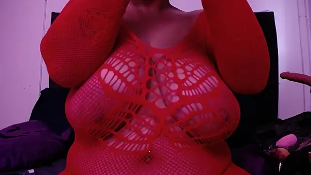 Nicol Love0 online show from May 2026 12:35:02 PM