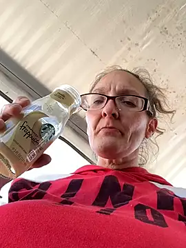 SweetVegasTits online show from February 2025 07:09:01 PM