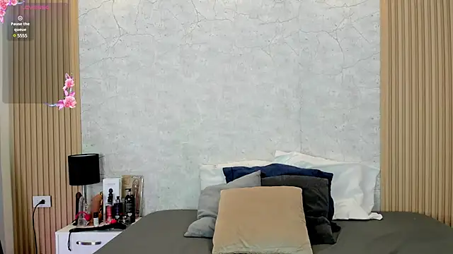 mayragonzpe   online show from February 2025 01:22:01 PM