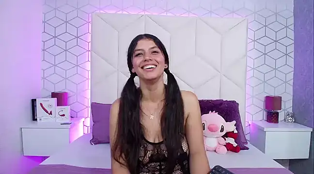 MadelineBeckert online show from March 2025 01:26:02 AM