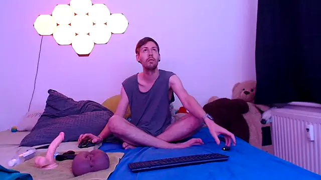 Snapshot of jonny-bisexual chatting on November 2025 06:53:01 PM jonny-bisexual online show from November 2025 06:53:01 PM