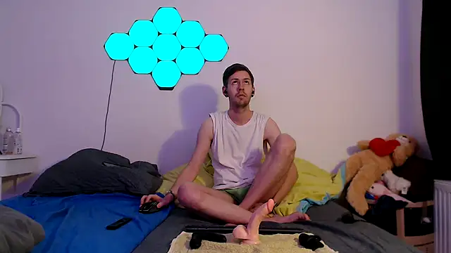 Snapshot of jonny-bisexual chatting on March 2026 07:21:02 PM jonny-bisexual online show from March 2026 07:21:02 PM