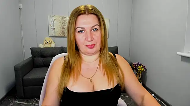 Lili Crossi online show from January 2025 06:43:02 AM