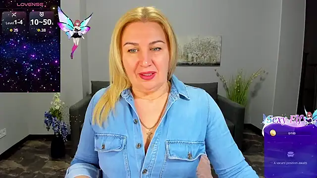 Lili Crossi online show from February 2026 06:51:01 AM