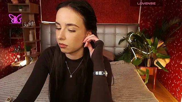 Snapshot of AuroraAksnesss chatting on February 2025 04:21:01 PM AuroraAksnesss online show from February 2025 04:21:01 PM