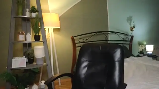 Snapshot of AuroraAksnesss chatting on March 2025 04:17:02 PM AuroraAksnesss online show from March 2025 04:17:02 PM