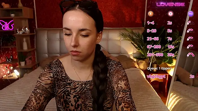 Snapshot of AuroraAksnesss chatting on March 2025 05:38:02 PM AuroraAksnesss online show from March 2025 05:38:02 PM