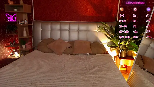 Snapshot of AuroraAksnesss chatting on March 2025 02:45:01 PM AuroraAksnesss online show from March 2025 02:45:01 PM