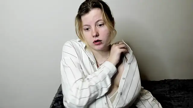 LillyDepp online show from January 2026 04:01:02 PM