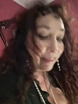 GypsyEsmeralda online show from May 2026 05:54:01 PM