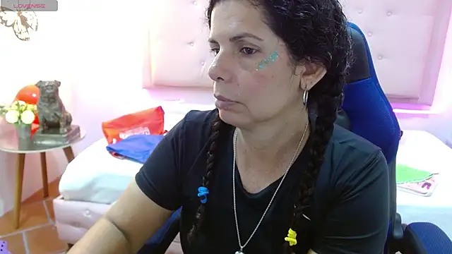 Snapshot of sila_bolum chatting on June 2026 07:02:02 PM sila bolum online show from June 2026 07:02:02 PM