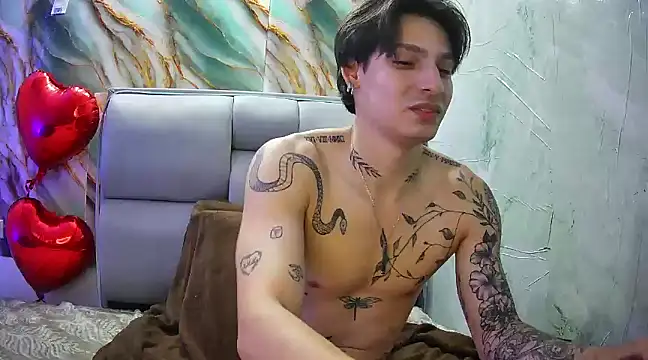 Apolo Hidalgo01 online show from February 2025 04:24:02 PM