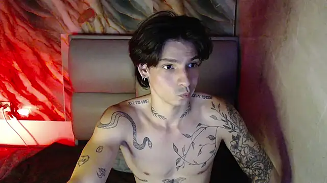 Apolo Hidalgo01 online show from October 2025 06:08:01 PM