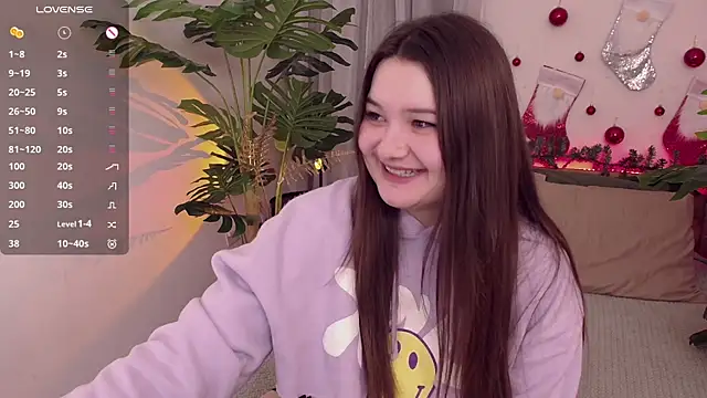 Snapshot of Alice_Walters chatting on December 2024 04:04:01 PM Alice Walters online show from December 2024 04:04:01 PM