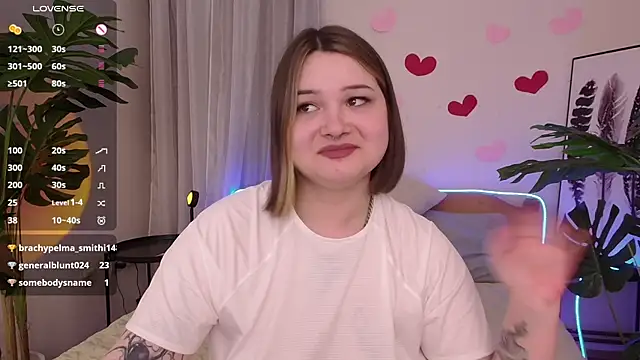 Snapshot of Alice_Walters chatting on February 2025 09:37:02 PM Alice Walters online show from February 2025 09:37:02 PM