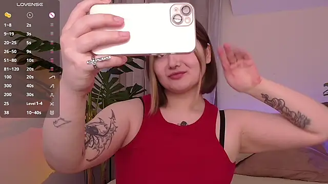 Snapshot of Alice_Walters chatting on March 2025 03:45:02 PM Alice Walters online show from March 2025 03:45:02 PM