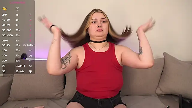 Snapshot of Alice_Walters chatting on November 2025 03:44:02 PM Alice Walters online show from November 2025 03:44:02 PM