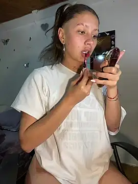 Snapshot of Andi9_ chatting on December 2024 02:19:02 AM Andi9 online show from December 2024 02:19:02 AM