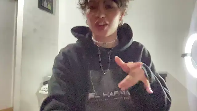 Snapshot of Andi9_ chatting on September 2025 12:12:02 AM Andi9 online show from September 2025 12:12:02 AM