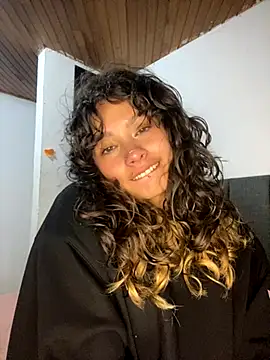 Snapshot of Andi9_ chatting on October 2025 02:01:02 AM Andi9 online show from October 2025 02:01:02 AM