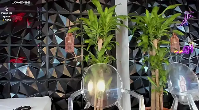 Snapshot of rihannagil chatting on December 2024 09:45:01 PM rihannagil online show from December 2024 09:45:01 PM