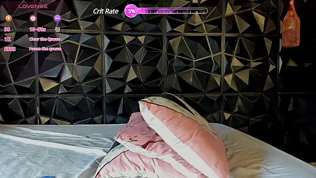 Snapshot of rihannagil chatting on February 2025 05:51:02 PM rihannagil online show from February 2025 05:51:02 PM