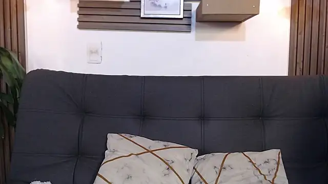 Snapshot of rihannagil chatting on January 2026 04:49:02 AM rihannagil online show from January 2026 04:49:02 AM