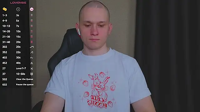 STRONGBEAUTY282 online show from February 2026 07:15:02 PM