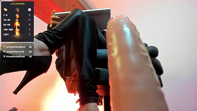 charlotte joliedart online show from March 2025 06:02:02 AM