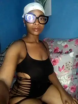 NunuBerry16 online show from February 2025 11:26:02 PM