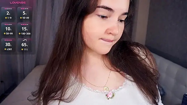 Snapshot of CathrynDail chatting on October 2025 06:11:01 AM CathrynDail online show from October 2025 06:11:01 AM