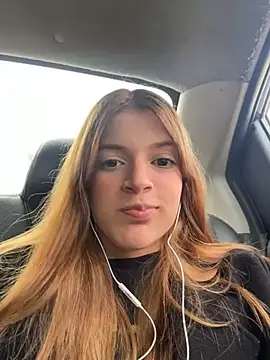 Snapshot of Nora_Vennucci chatting on December 2024 09:20:02 PM Nora Vennucci online show from December 2024 09:20:02 PM