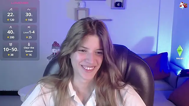 Snapshot of Nora_Vennucci chatting on December 2024 07:28:02 PM Nora Vennucci online show from December 2024 07:28:02 PM