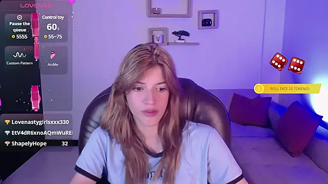 Snapshot of Nora_Vennucci chatting on January 2025 10:11:02 PM Nora Vennucci online show from January 2025 10:11:02 PM