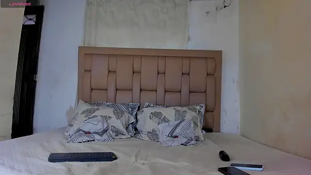 stepcouple XXX online show from May 2026 08:15:01 PM