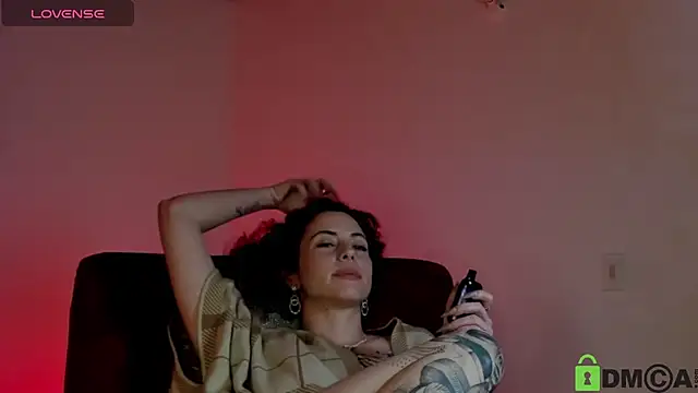 Borbala Iggy online show from December 2024 10:57:02 PM