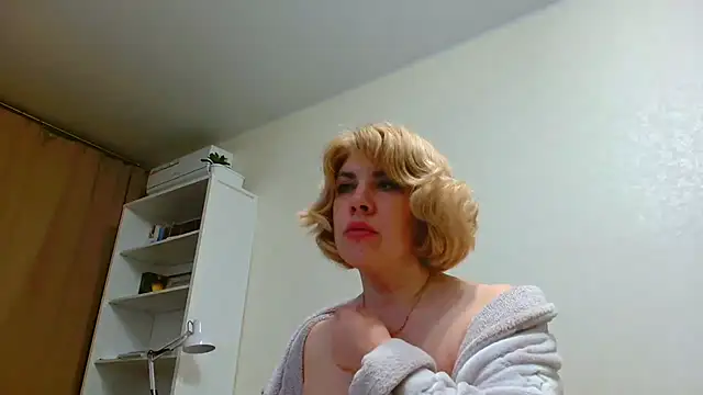 Brionia online show from February 2025 05:42:01 PM