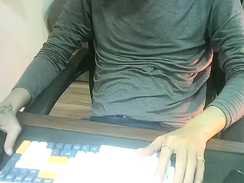 Ryan67533 online show from January 2026 06:18:01 AM