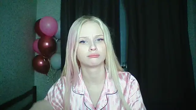 lisa barbie online show from December 2024 12:22:01 PM