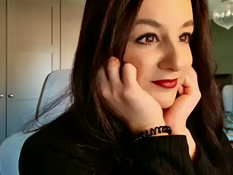 flatwhite0 online show from February 2025 09:32:02 AM