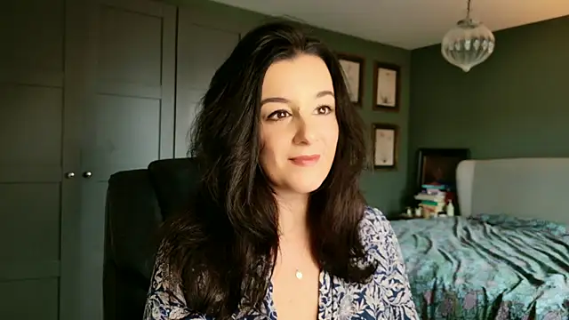 flatwhite0 online show from February 2026 10:30:01 AM