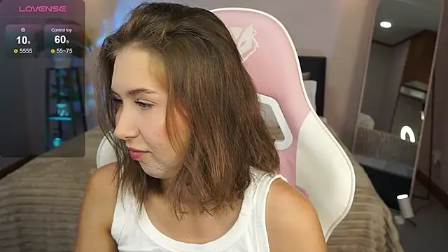 LinaSiren online show from December 2024 03:18:02 AM